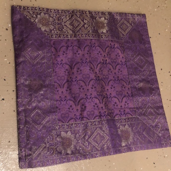 Lavender accent pillow covers - decorative - Picture 2 of 4